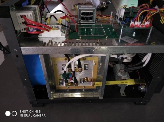 15.5KVA IGBT Inverter Arc Welding Machine voor het lassen van staal 25 in dubbele positie