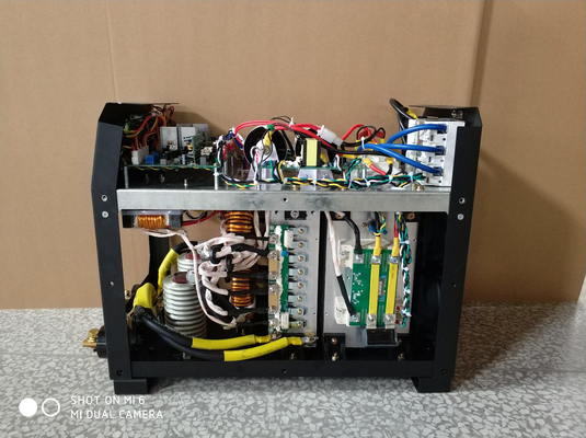 Custom 4-module ZX7-800 MMA Lasmachine met 88% efficiëntie en F isolatie klasse