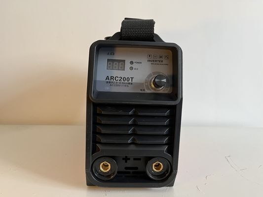 Mini IGBT DC MMA-sweismachine met 3,7 KVA Input Power 60V AC220V 120A Draagbaar en compact