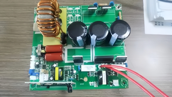Draagbare Mini IGBT DC MMA-sweismachine met een nominale uitgangsstroom van 120 A en een ingangsspanning van 220 V
